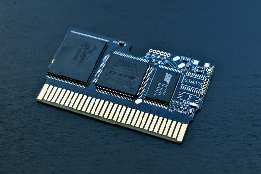 Re-programmable GBA Flash Cart - 32MiB Rom 512K FRAM Save